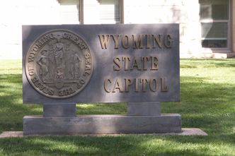 Ucieczka przed ZUS-em do Wyoming. Oto nowy sposób, by nie płacić składek