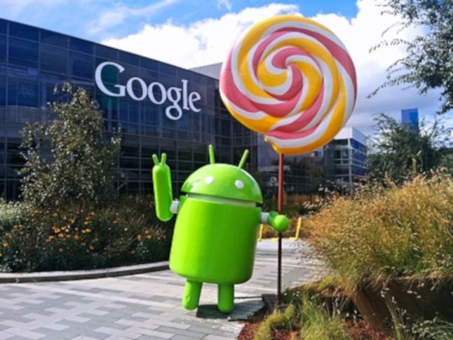 Statua Androida Lollipop pod siedzibą Google'a
