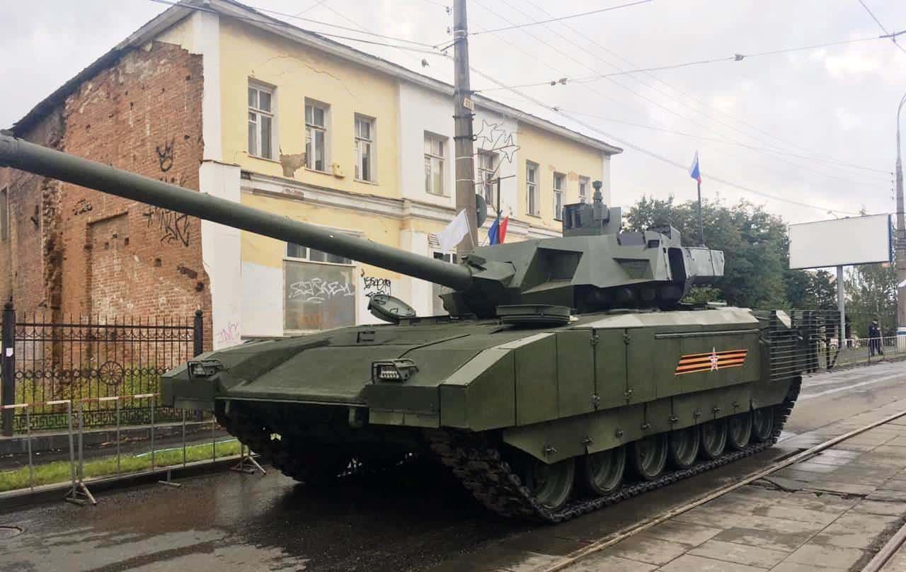 Odpowiedź Putina na Leopardy? Rosja rzekomo wysłała najlepsze czołgi