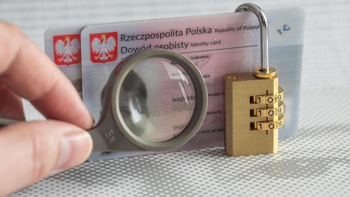 Za pół roku pierwsze e-dowody trafią w ręce Polaków