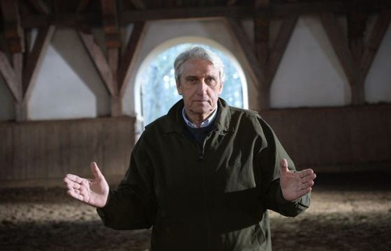 "Sensacje XX Wieku" usunięte z TVP Historia. Bogusław Wołoszański kandydatem KO do Sejmu