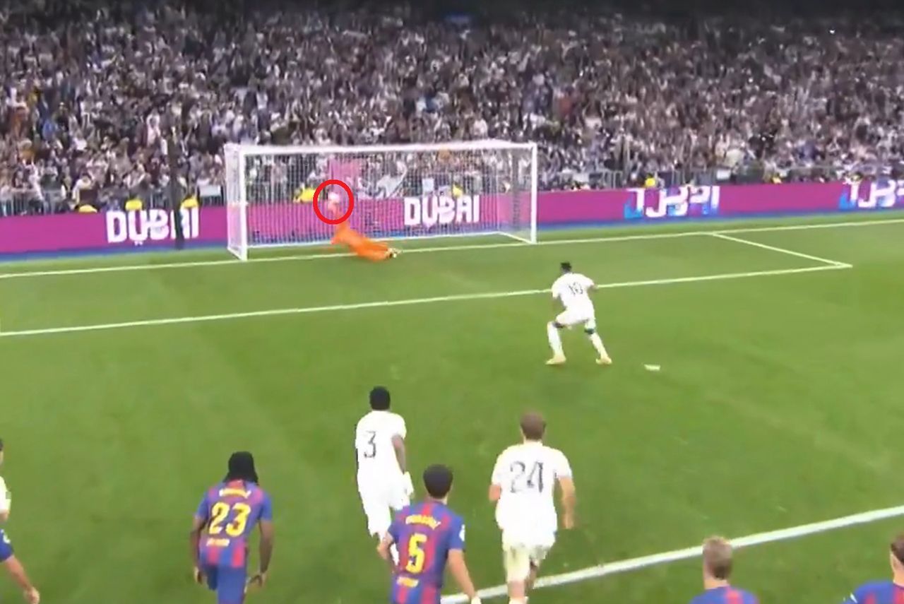 Jest nagranie, jak Szczęsny obronił karnego Mbappe