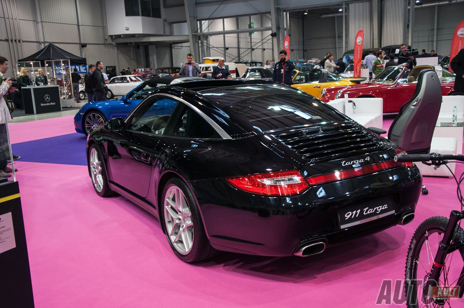 Porsche 911 Targa na targach Auto Nostalgia 2014 - galeria zdjęć 30