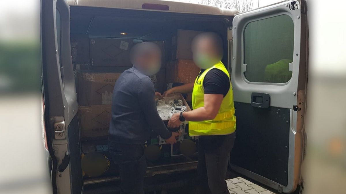 Sprzedawał podrobione pady do PlayStation. Jest w rękach policji