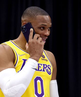 Liga NBA stawia sprawę jasno. Żadnych telefonów podczas meczów