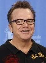 Tom Arnold upaja się sportem