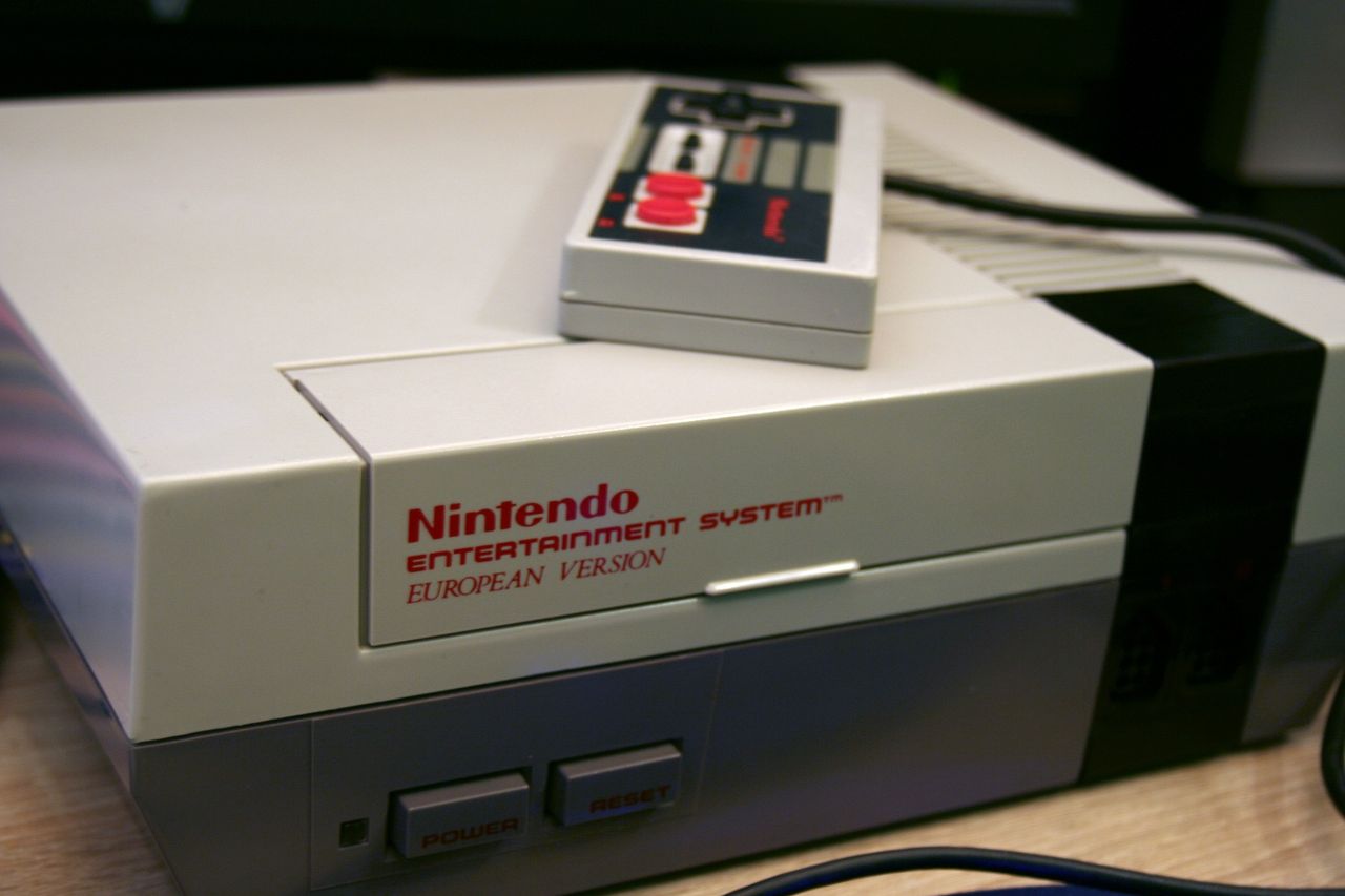240 fałszywych emulatorów NES w Sklepie Play Google. Ponad 14 milionów instalacji