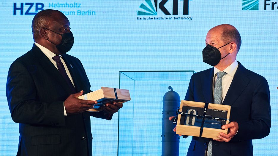  President Ramaphosa Meets with Germany's Chancellor ScholzCyril Ramaphosa, South Africa's president, left, and Olaf Scholz, Germany's chancellor, during a news conference to announce a collaboration on green jet fuel at the Sasol Ltd. headquarters in Johannesburg, South Africa, on Tuesday, May 24, 2022. Scholz is visiting South Africa as part of his first African tour since becoming chancellor. Photographer: Waldo Swiegers/Bloomberg via Getty ImagesBloombergeuropean, presser, newser, german, news conference, south african, press, government news, e.u., eu, euro members, emea, african, germany government