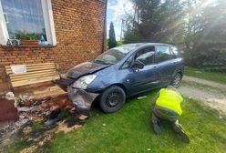 Pijany kierowca wjechał w dzieci na podwórku w Radzicach Małych. 11-latek w szpitalu