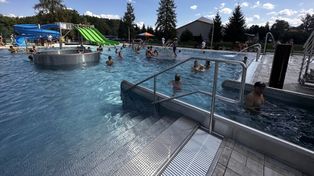 Gorlice: Otwarty basen Budowlą Roku. Trudno się dziwić