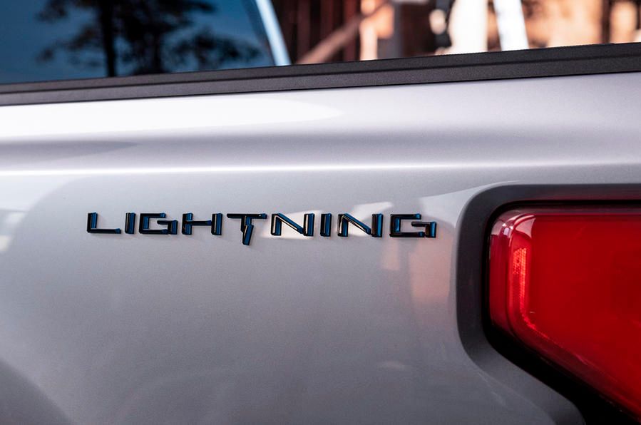 Najpierw Mustang, teraz Lightning. Kolejna kultowa nazwa zagości w świecie elektryków