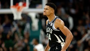 Wróciła liga NBA. Kapitalny Antetokounmpo, 44 punkty Granta