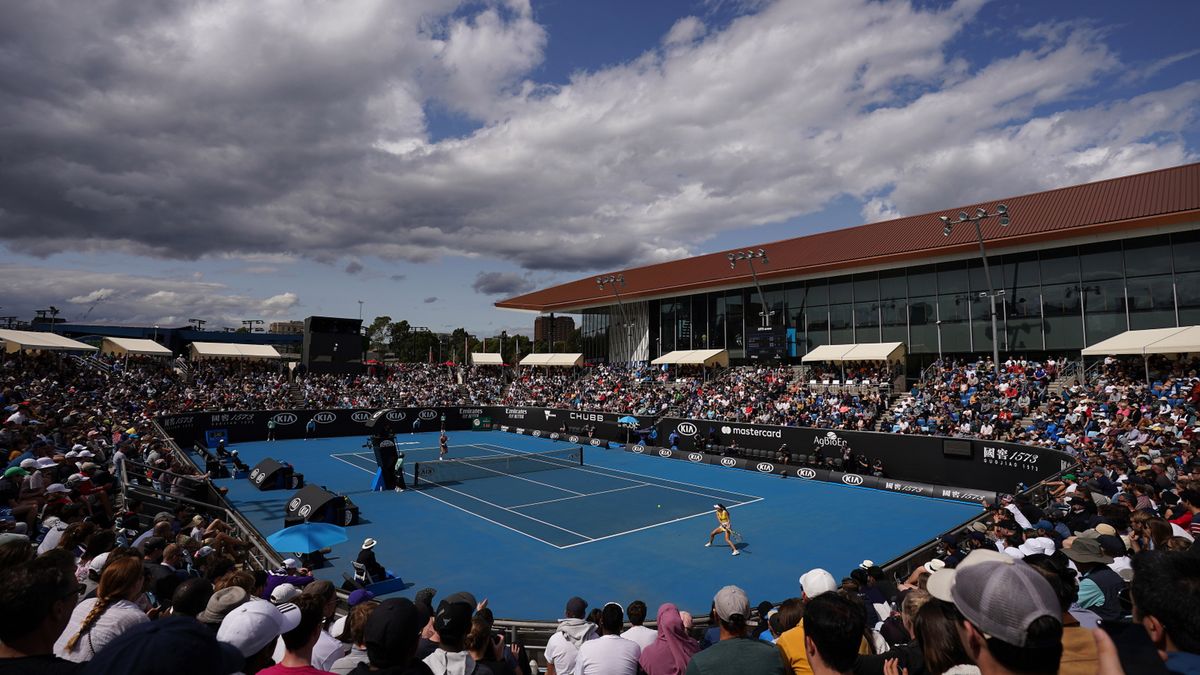 Zdjęcie okładkowe artykułu: PAP/EPA / MICHAEL DODGE / Na zdjęciu: kibice podczas meczu na Australian Open