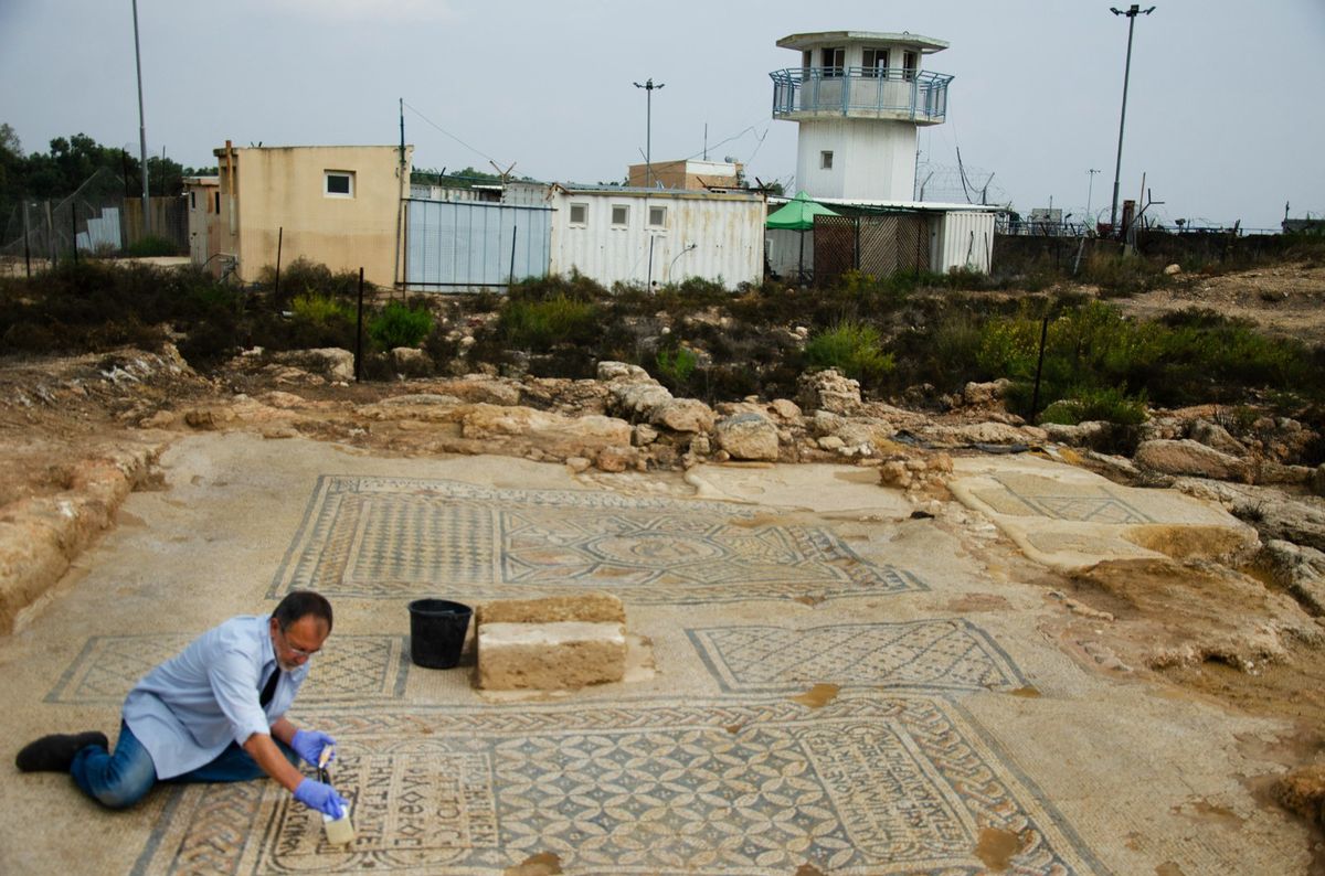 Cenne znalezisko według archeologów pochodzi z czasów Jezusa. Mozaika pokrywała podłogę domu modlitewnego jednej z pierwszych chrześcijańskich wspólnot 