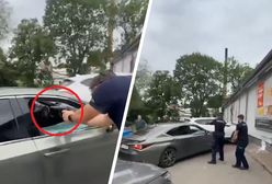 Strzelanina przed Biedronką. Ranny policjant