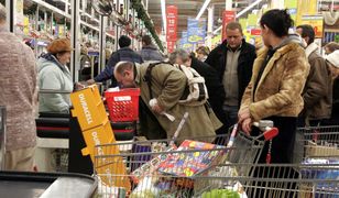 Zakaz handlu w niedziele nie powstrzyma Polaków. Prawie połowa chce nadal robić tego dnia zakupy