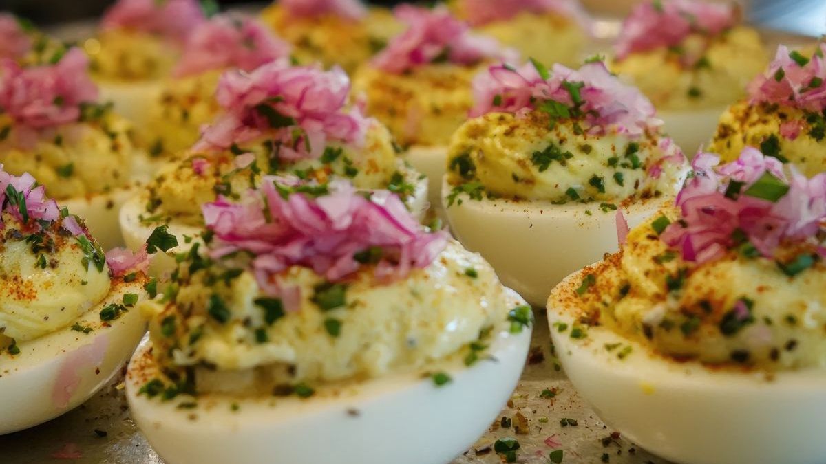 Te jajka faszerowane powstały z inspiracji amerykańską kanapką