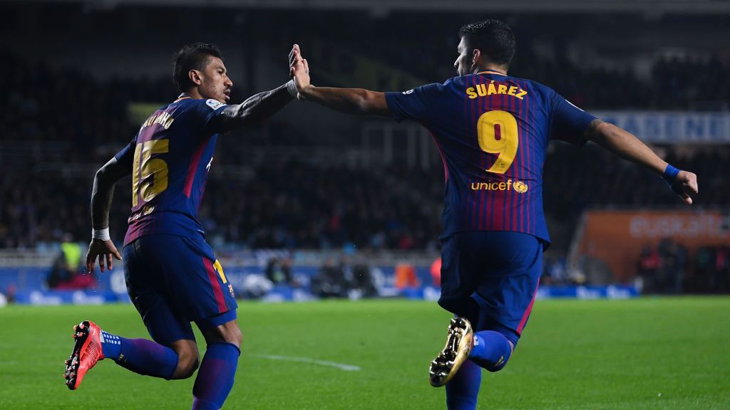 Paulinho i Luis Suarez po zdobyciu gola przez Barcelonę