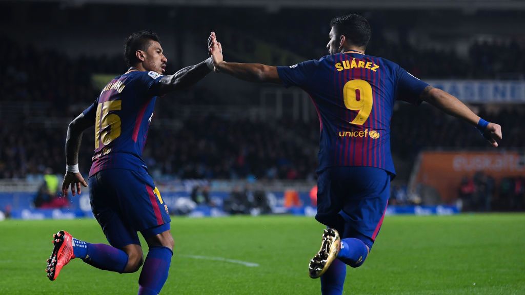 Getty Images / David Ramos  / Paulinho i Luis Suarez po zdobyciu gola przez Barcelonę