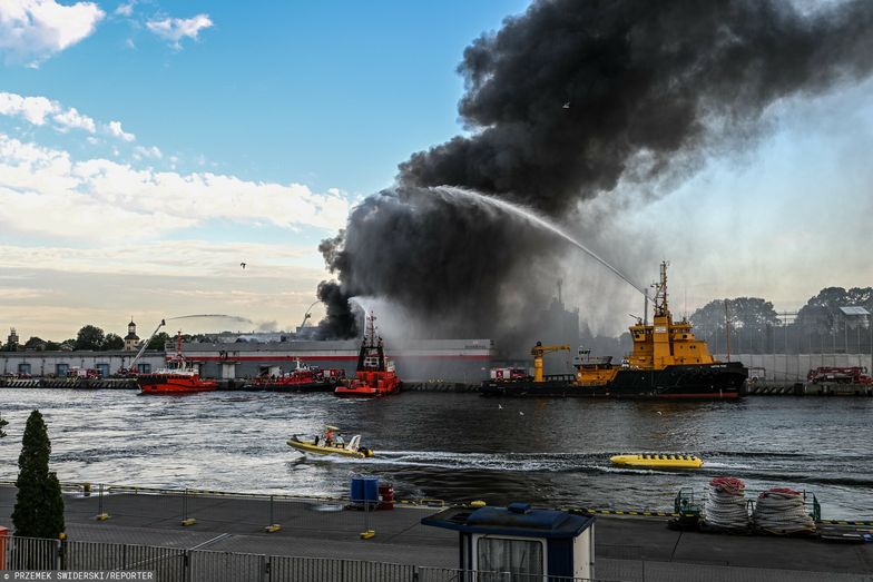 Wielki pożar hali w Gdańsku. Resort infrastruktury podjął decyzję