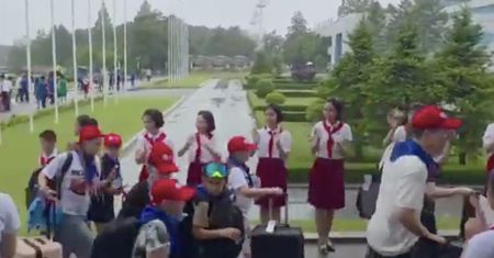 Mali Rosjanie na wakacjach. Obóz zorganizowano w Korei Północnej