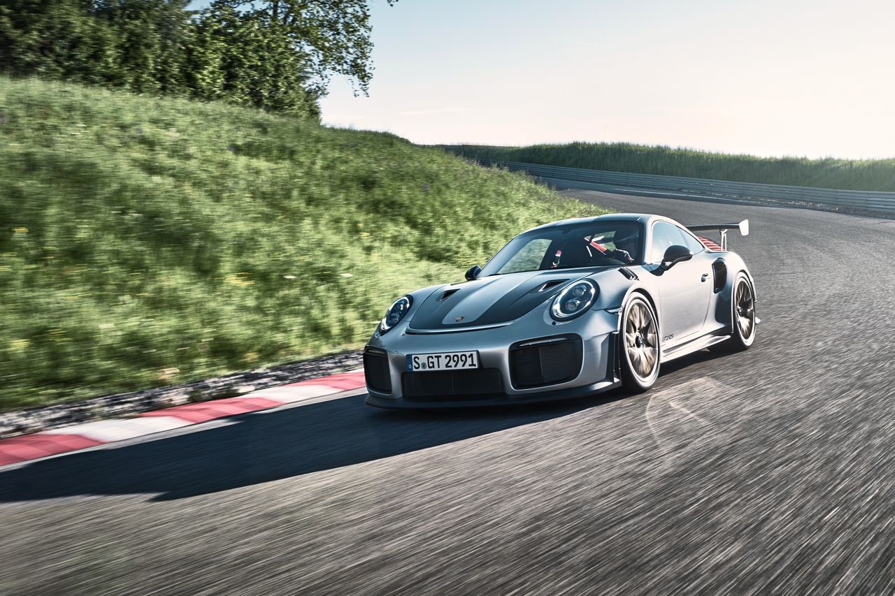 Porsche 911 GT2 RS (2017) - premiera