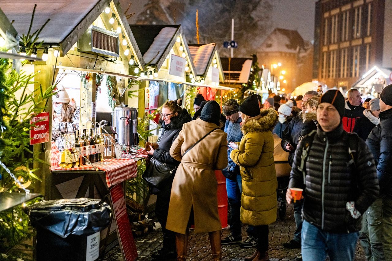 Świąteczne przekleństwo polskich miast. "Przejazd przez centrum to teraz koszmar"