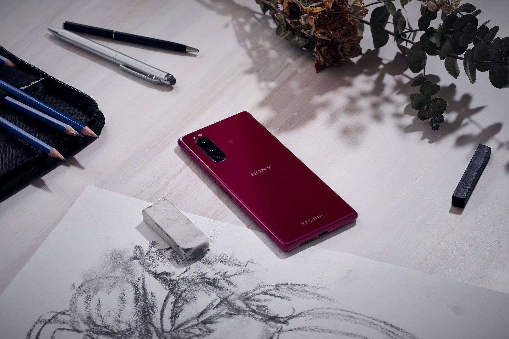 Sony Xperia 5 oficjalnie. Flagowa Xperia 1 ma mniejszego odpowiednika 1