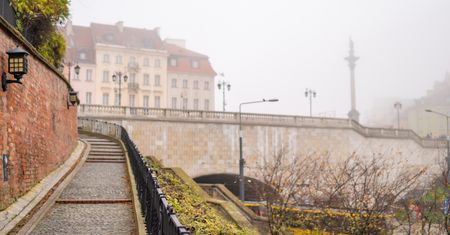 Nadchodzi załamanie pogody. Pojawią się mgły, a temperatura spadnie