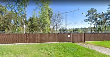 Polskie radiostacje dla szpiegów nadają. Każdy może usłyszeć szyfrowane informacje