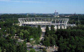 Przebudowa Stadionu Śląskiego. Rozpoczęto budowę dachu
