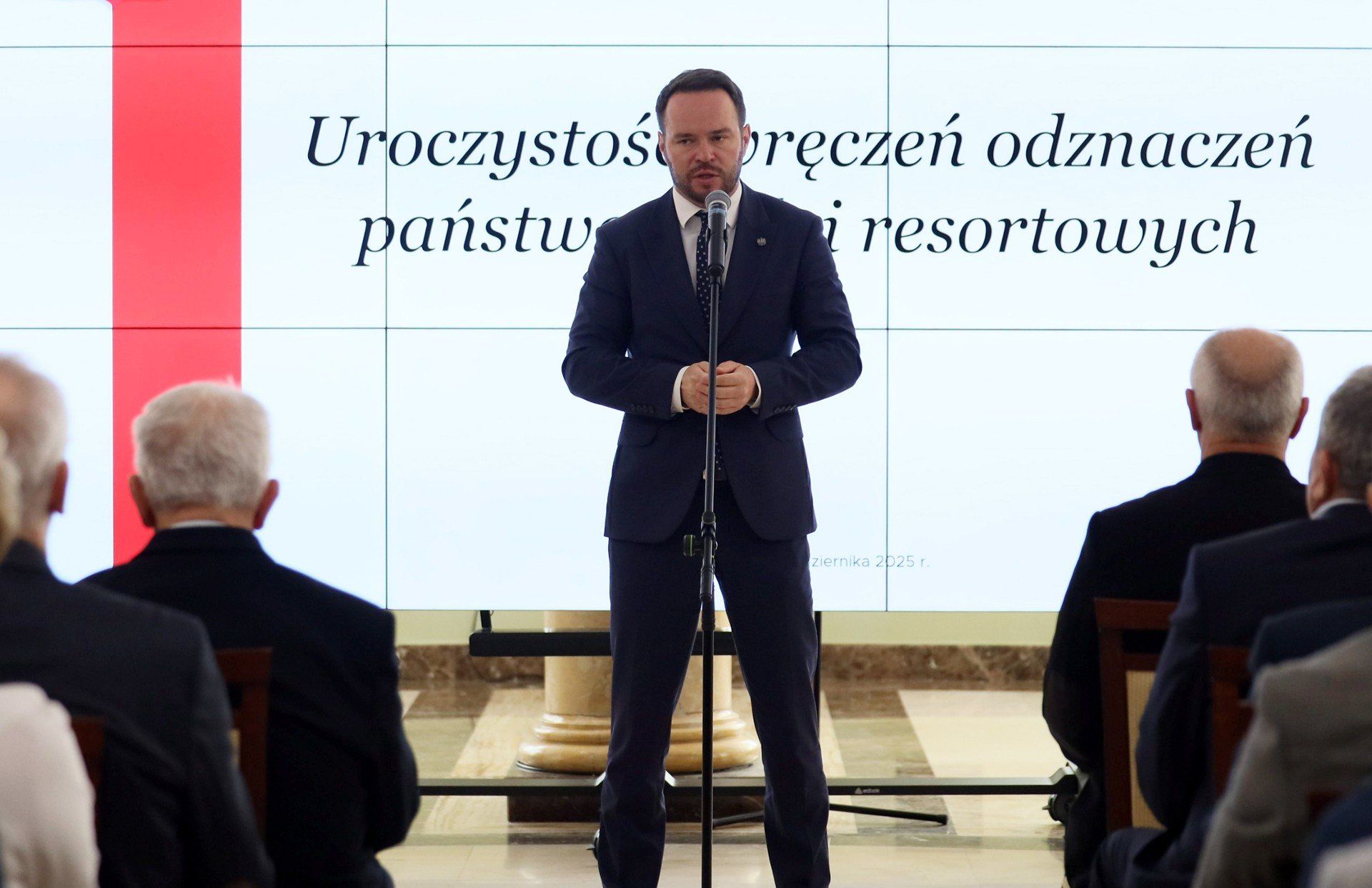 Wręczenie odznaczeń państwowych i resortowych w LUW