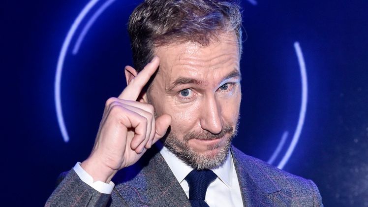 TVN TŁUMACZY SIĘ z wywiadu z Piotrem Kraśką: "Takie są wymogi programów NA ŻYWO"