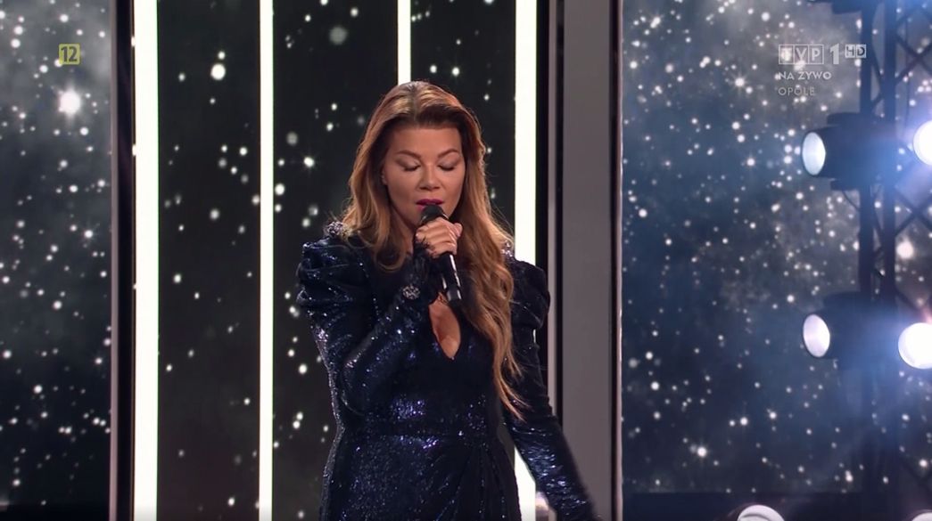 Edyta Górniak interpretuje utwór Krzysztofa Krawczyka i przemawia do jego żony, Ewy