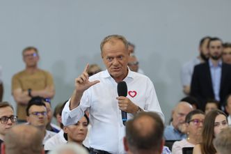 Hołownia mówił o zamachu stanu. Tusk komentuje: jak z dziećmi na wakacjach