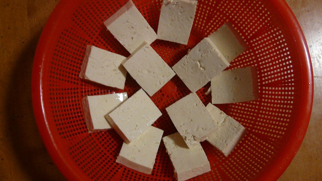 Twarde tofu marki Mori-nu