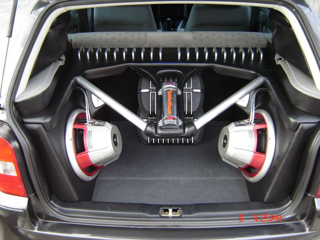 Ekstremalne zabudowy car audio [galeria] 30