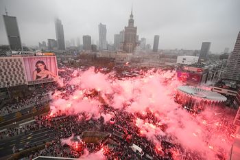 Działo się w Warszawie. Na ulice wyszło 100 tys. patriotów