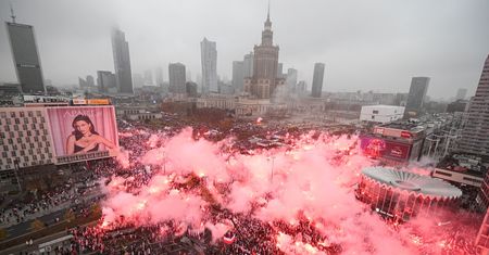 Działo się w Warszawie. Na ulice wyszło 100 tys. patriotów