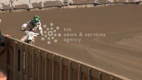 Ma tylko pięć lat, a już jeździ na żużlu. "Szybciej kończę szkołę i uwielbiam się wywalać"