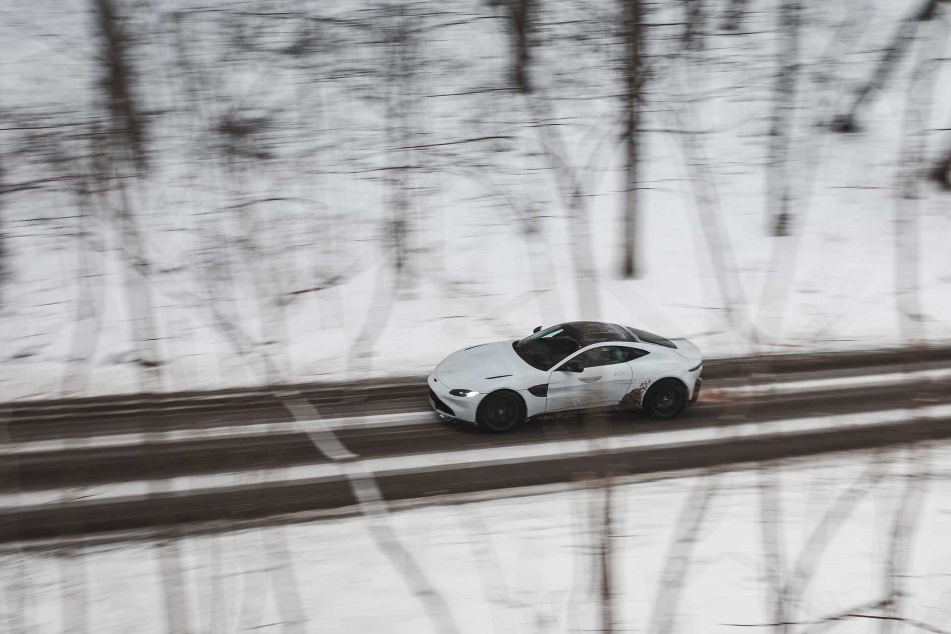 Aston Martin Vantage (2022)