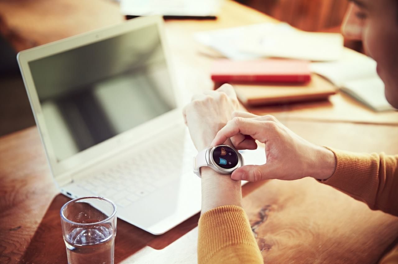 Samsung Gear S2 doprowadzi nas do celu dzięki nawigacji HERE Maps