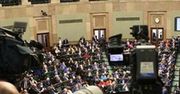 Wydatki partii politycznych w 2016 roku. Tak politycy gospodarują milionami złotych