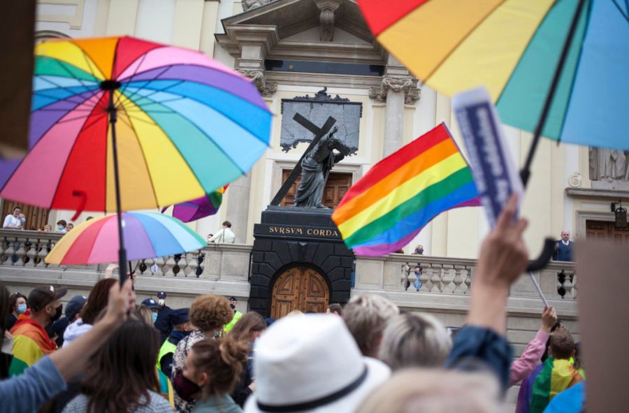 Protest przeciwko przemocy wobec osób LGBT