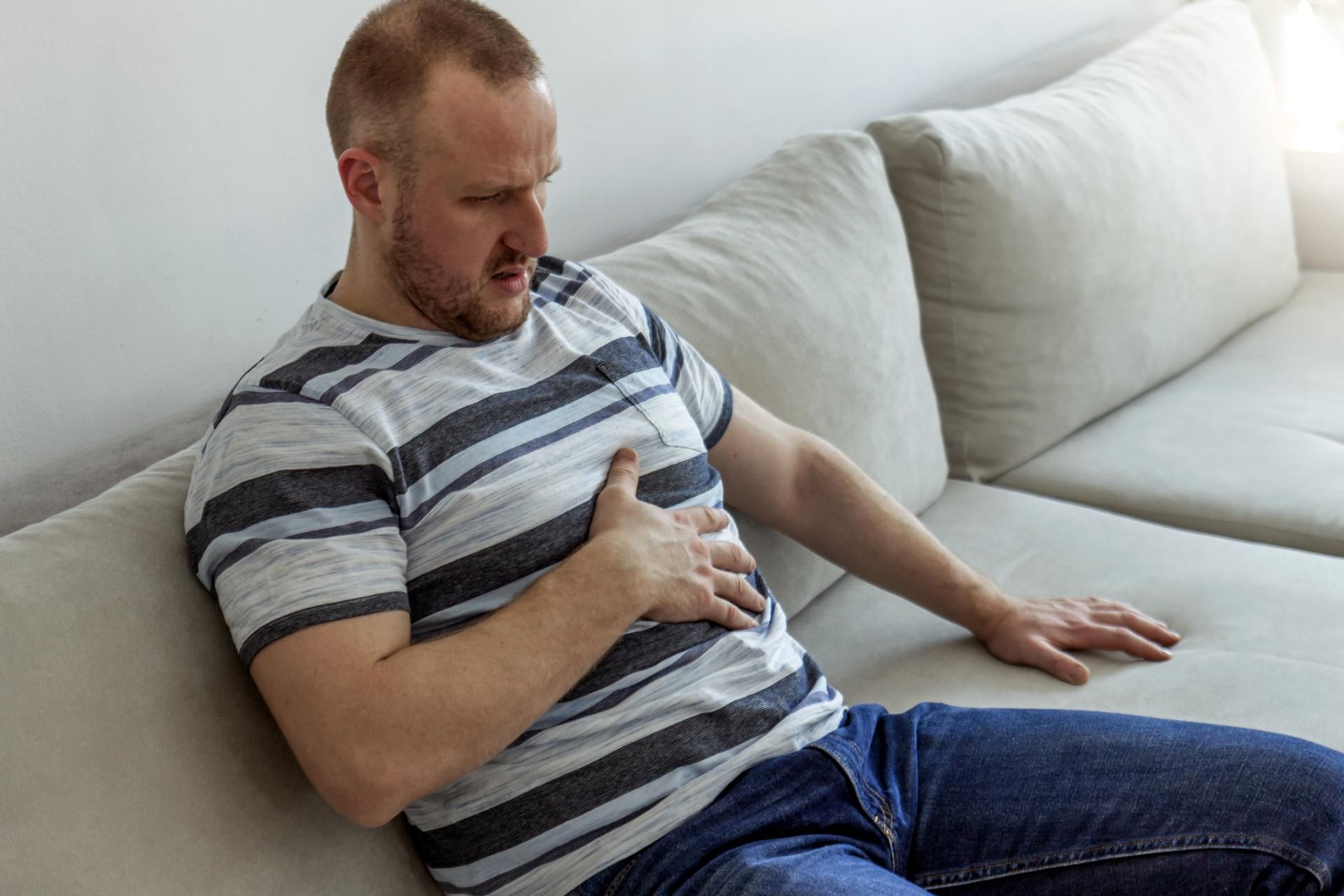 Objawy niemego zawału mogą przypominać zgagę, niestrawność bądź infekcję