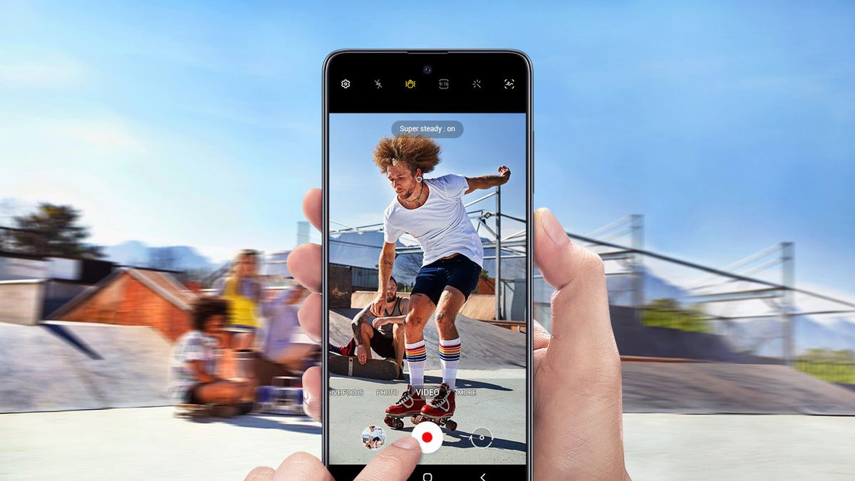 Król mógł być tylko jeden. Oto najpopularniejsze smartfony w Orange w 2020 roku 1