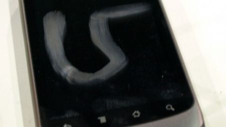 Smugi na ekranie są niebezpieczne! 1