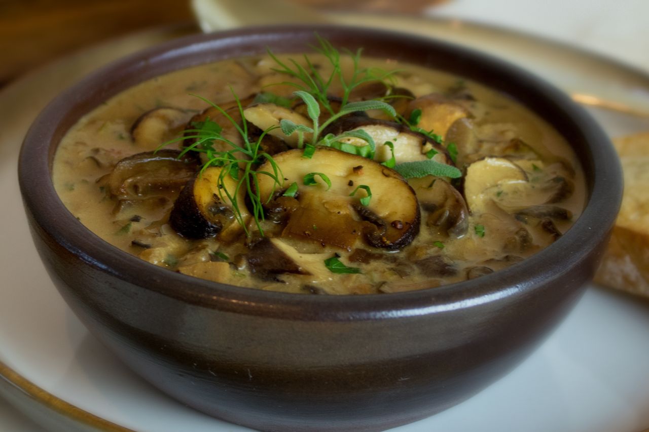 Nie barszcz, a żur. Mój dziadek zawsze sięgał po tę recepturę na Wigilię