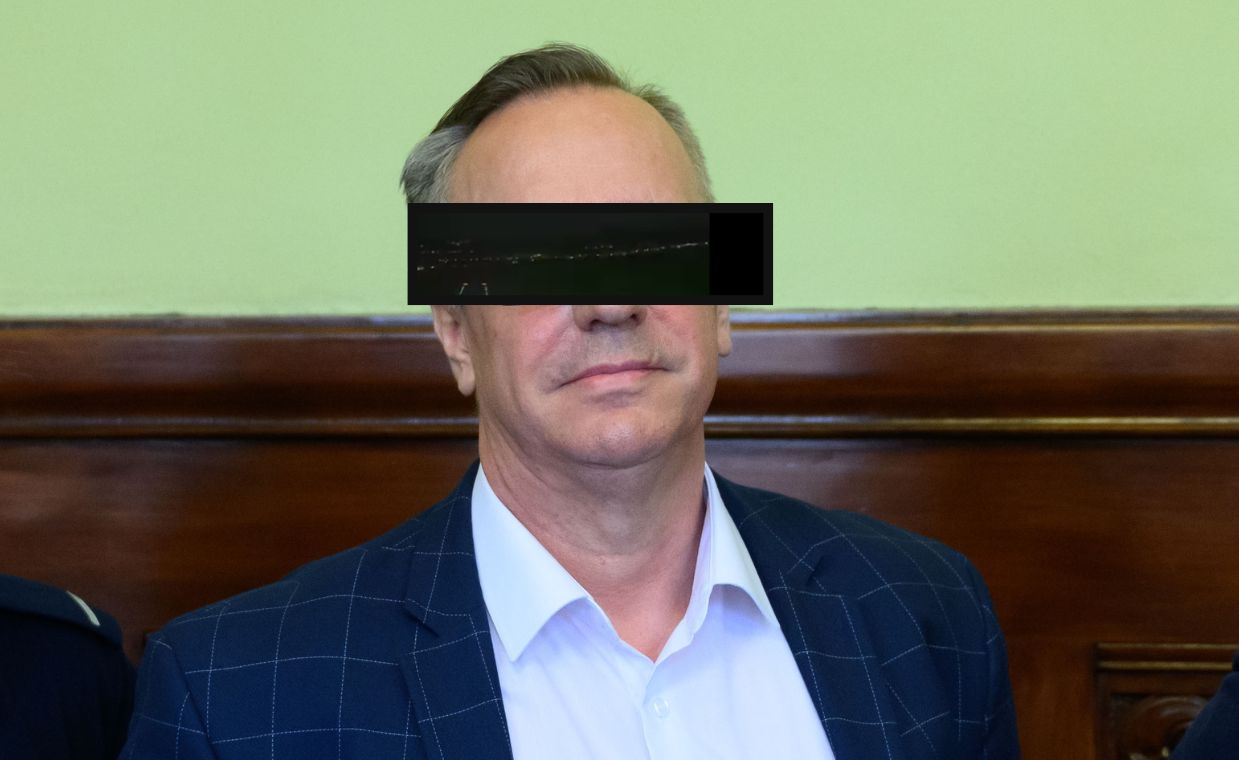 B. burmistrz wykorzystywał pasierbicę. Sąd nie miał litości