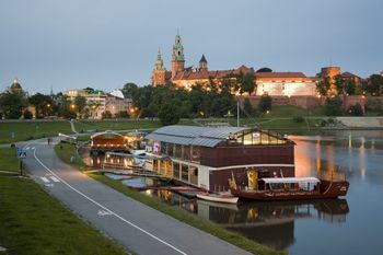 Pogoda w Krakowie. Prognoza na wtorek 30 grudnia. Mróz, opady śniegu i wiatr